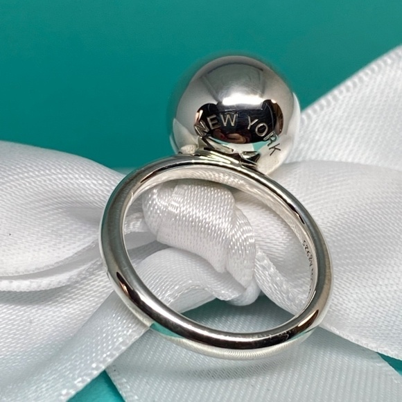 Tiffany 12mm hardware ring 925 silver size 5.5 New with box Sold out! - Picture 5 of 10